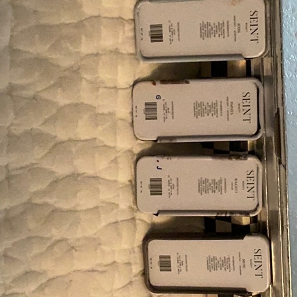 Seint Set of four New foundations - Icon, Muse, Papaya, Walnut